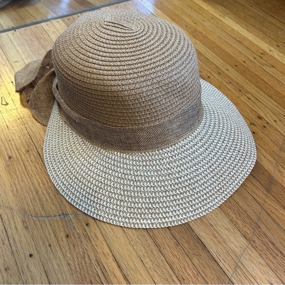 Sun hat - Picture 2 of 3